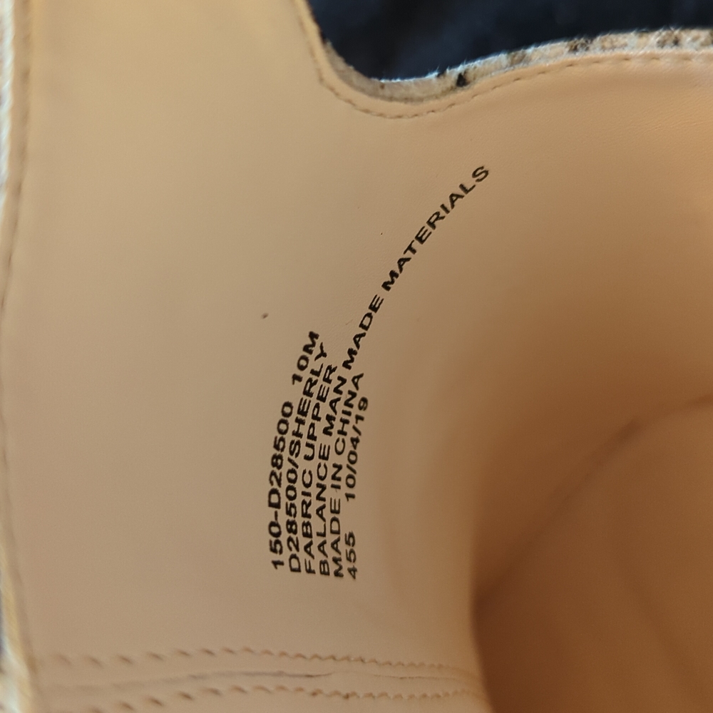 Shoes - Picture 5 of 5